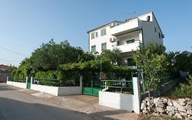 Apartments By The Sea Turanj, Biograd - 6445